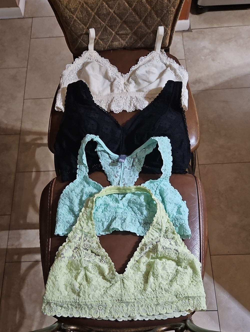 Lot Of 4 Aerie Wireless Bralette Bras Black Cream Green Floral Lace